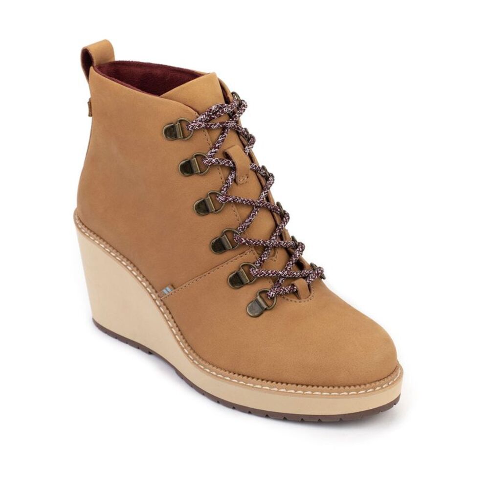 NWT TOMS Womens Brown Lug Sole Water Resistant Round Toe Wedge Hiking Boots 9.5